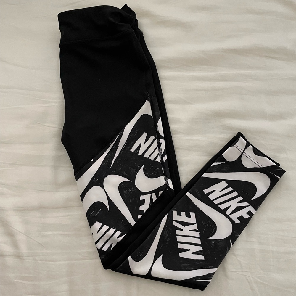 Nike leggings